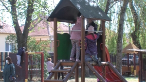 Nyitás az üllői Szellőrózsa bölcsődében