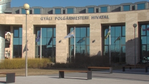Gyáli döntések